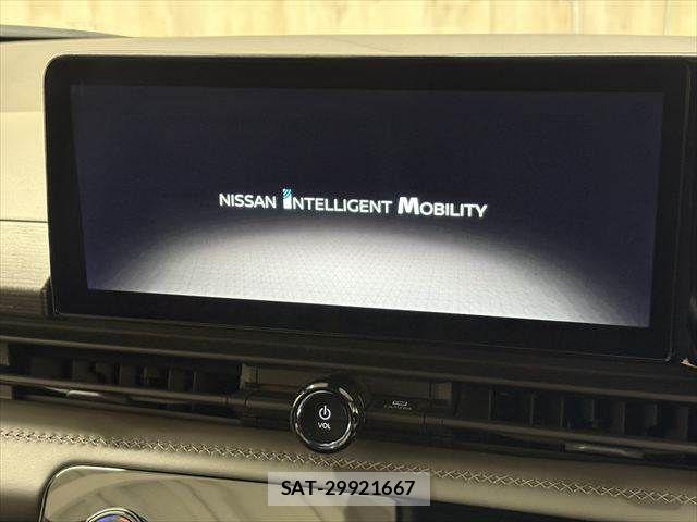 Nissan SERENA 2023-05 6912371-3