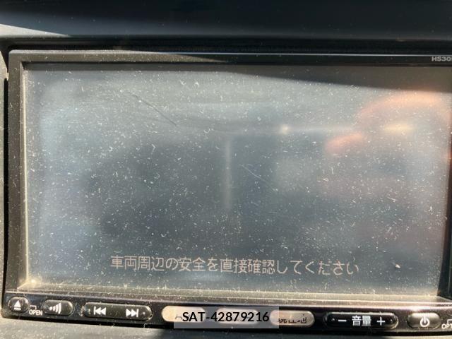 Nissan SERENA 2010-05 6912445-19