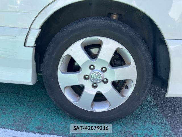Nissan SERENA 2010-05 6912445-6