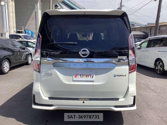 Nissan SERENA 2022-03 6912378-9