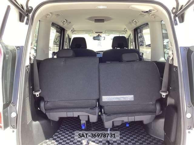 Nissan SERENA 2022-03 6912378-12
