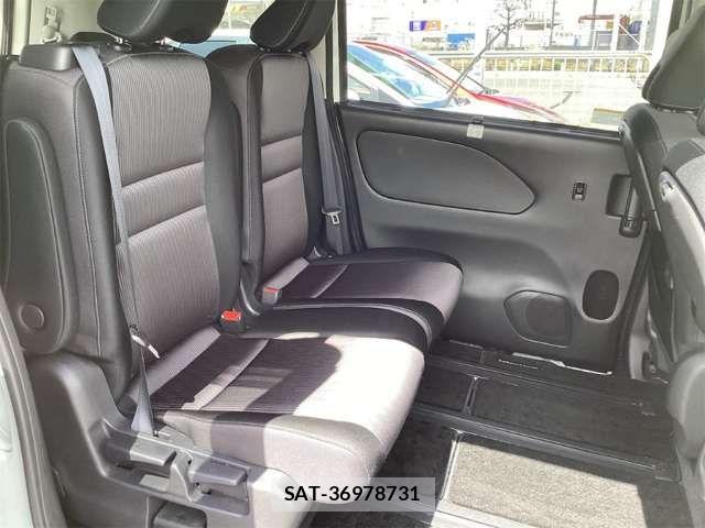 Nissan SERENA 2022-03 6912378-13