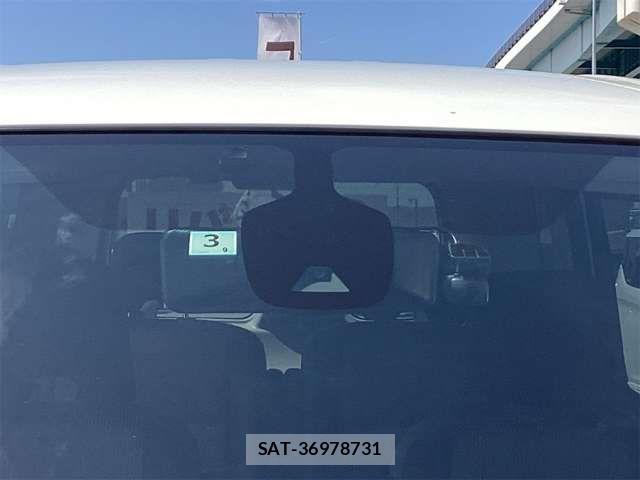 Nissan SERENA 2022-03 6912378-18