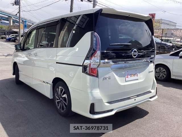 Nissan SERENA 2022-03 6912378-7