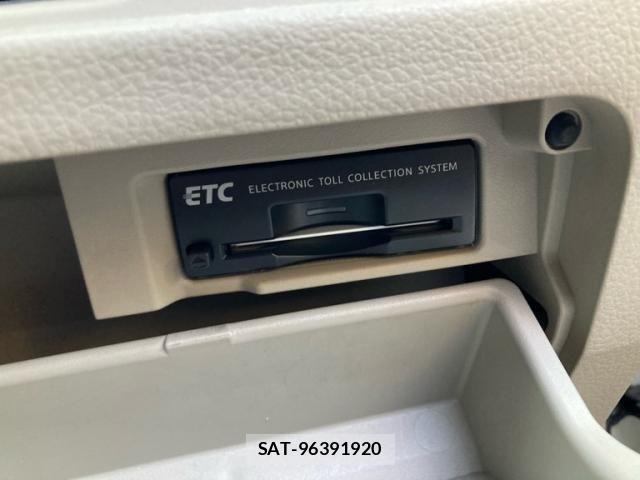 Nissan SERENA 2012-05 6912440-19