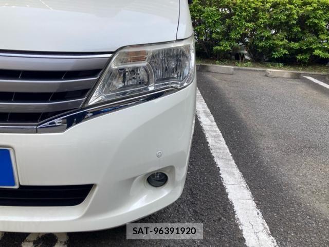 Nissan SERENA 2012-05 6912440-3