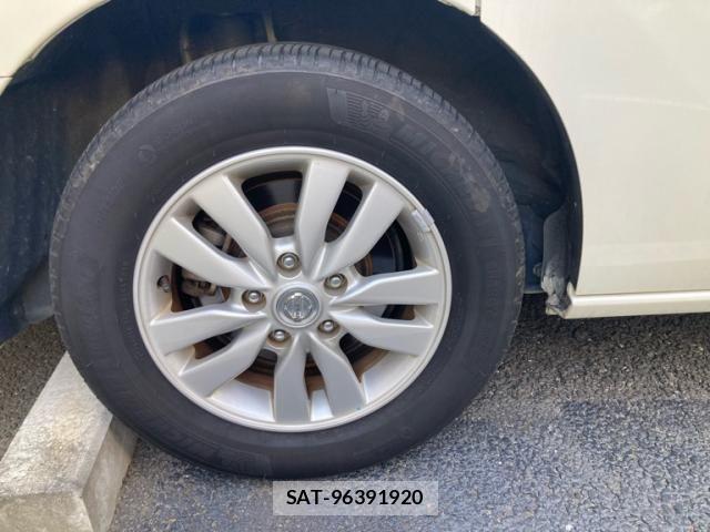 Nissan SERENA 2012-05 6912440-6