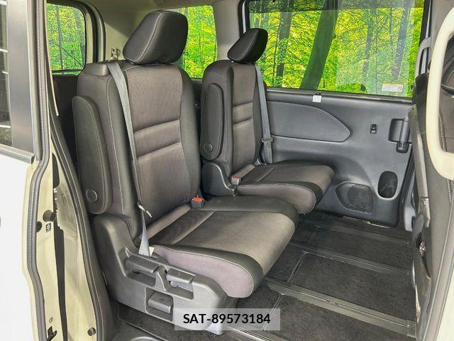Nissan SERENA 2018-06 6912413-8