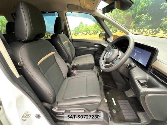 Nissan SERENA 2023-05 6912365-7