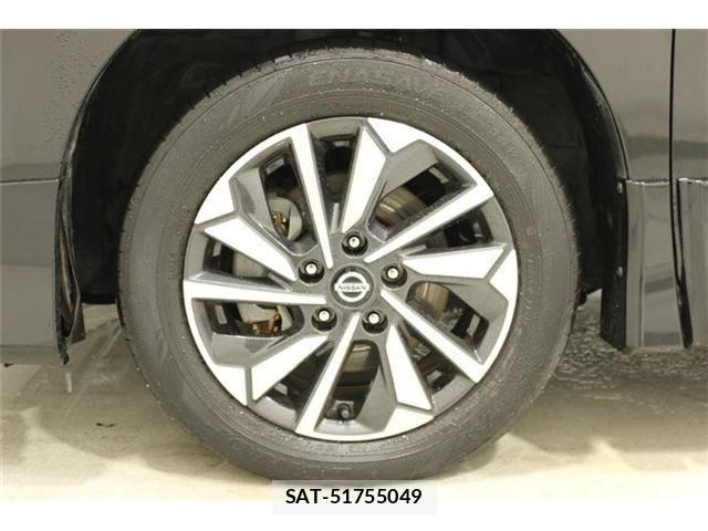 Nissan SERENA 2021-10 6912411-24