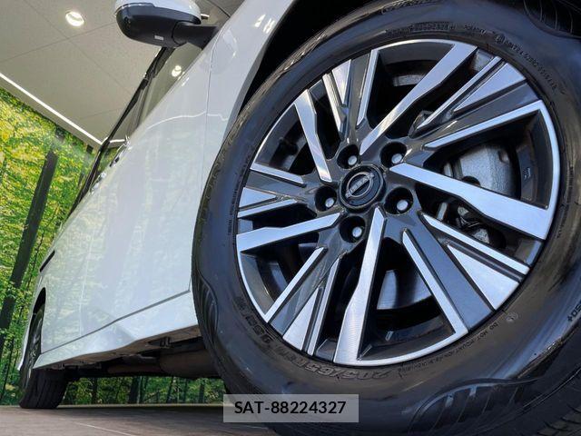 Nissan SERENA 2023-11 6997932-13