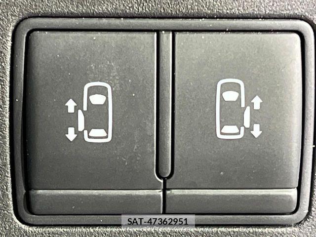 Nissan SERENA 2019-02 6998015-6