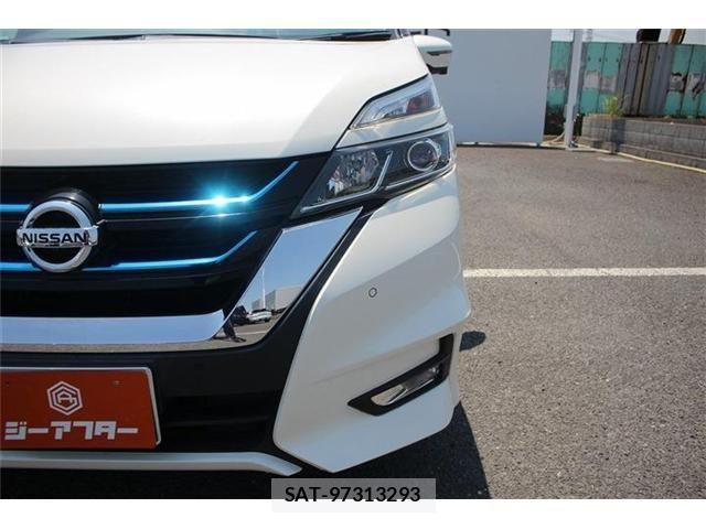 Nissan SERENA 2018-03 6998023-12