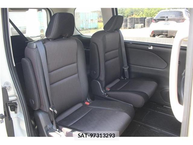 Nissan SERENA 2018-03 6998023-20