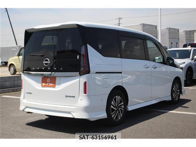 Nissan SERENA 2023-06 6997927-12