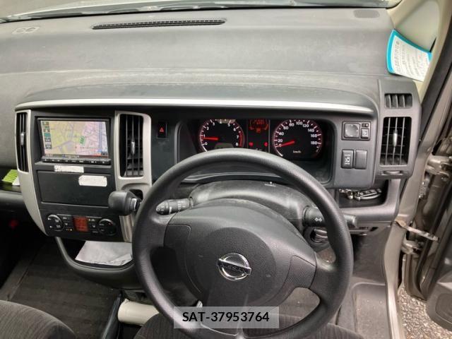 Nissan SERENA 2010-01 6998072-13
