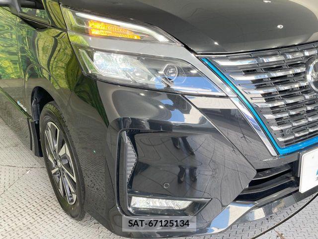 Nissan SERENA 2022-02 6998000-12