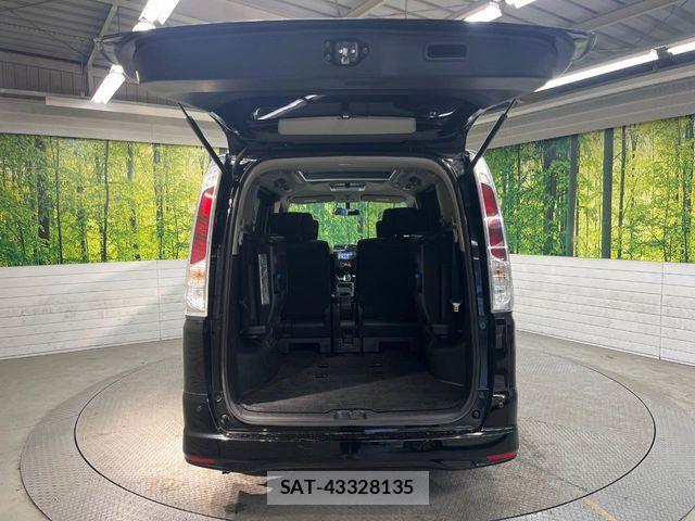 Nissan SERENA 2012-02 6998044-10