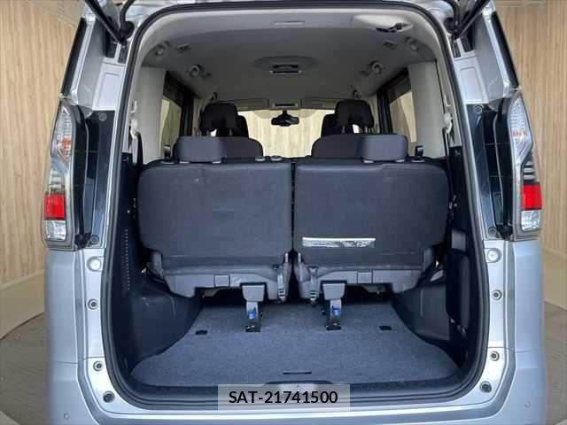 Nissan SERENA 2020-12 6998033-11