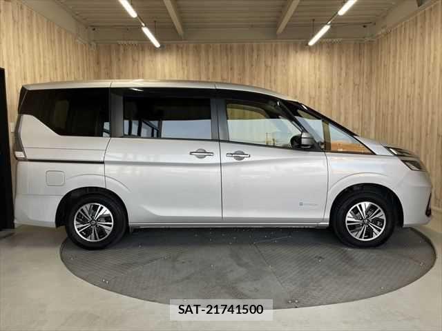 Nissan SERENA 2020-12 6998033-17