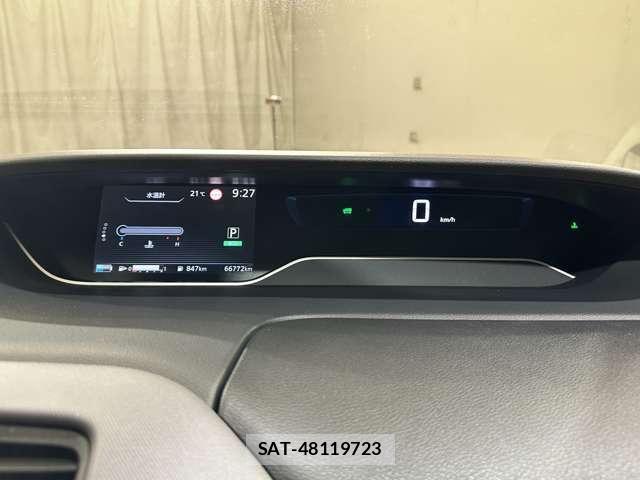 Nissan SERENA 2019-11 6998022-10