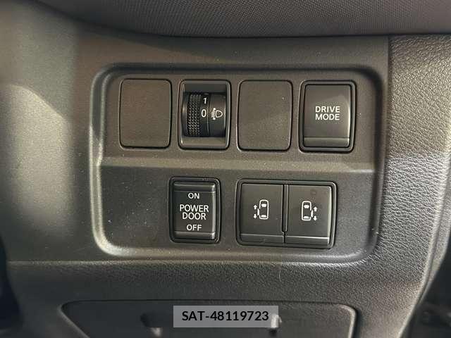 Nissan SERENA 2019-11 6998022-13