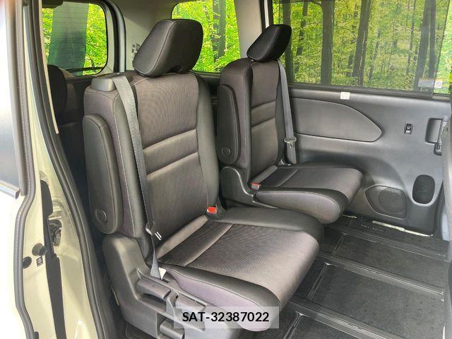 Nissan SERENA 2019-05 6998017-8