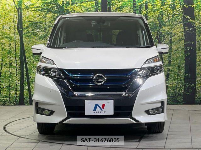 Nissan SERENA 2018-05 7021528-13