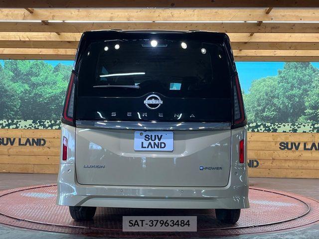Nissan SERENA 2023-05 7021500-15