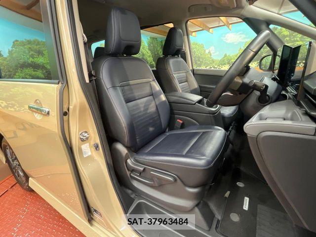 Nissan SERENA 2023-05 7021500-7
