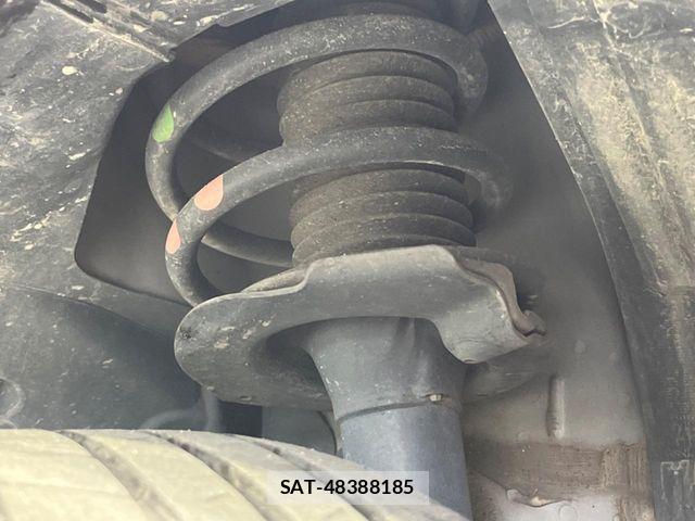 Nissan SERENA 2019-09 7021520-19