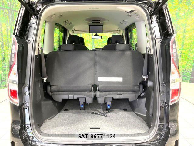 Nissan SERENA 2021-05 7021509-10