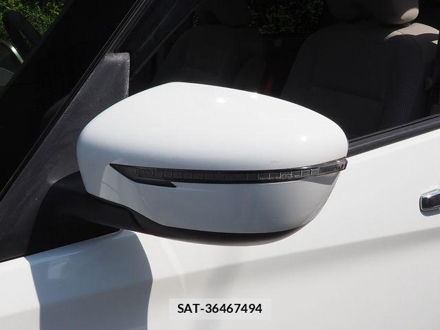 Nissan SERENA 2017-02 7021534-17