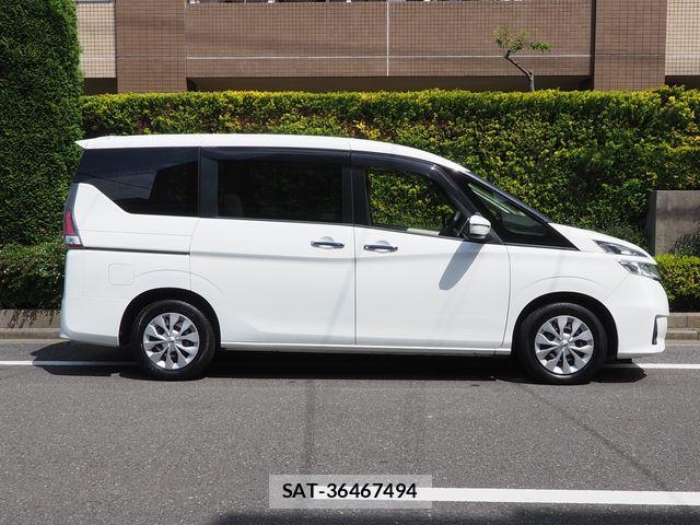Nissan SERENA 2017-02 7021534-23