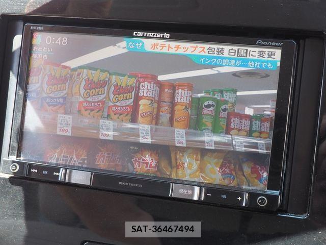 Nissan SERENA 2017-02 7021534-4