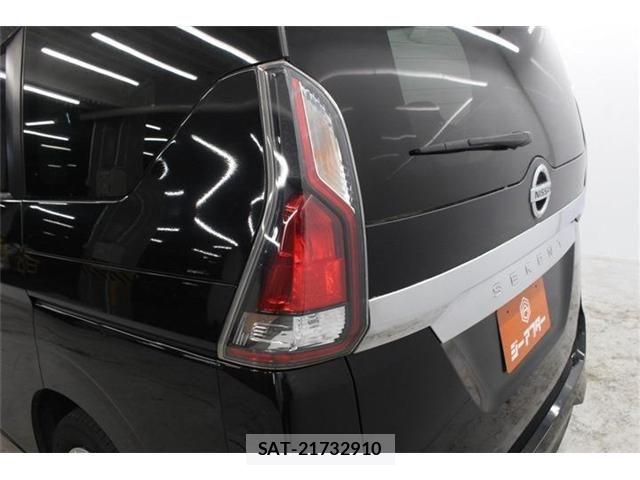 Nissan SERENA 2017-10 7021535-15