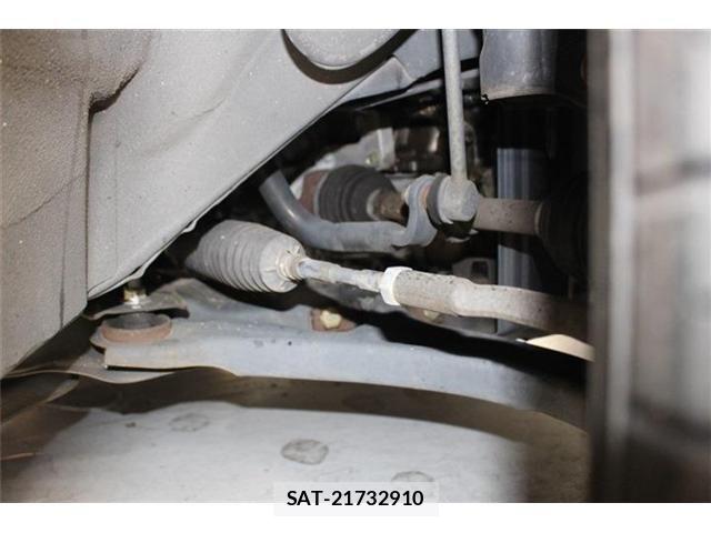 Nissan SERENA 2017-10 7021535-17