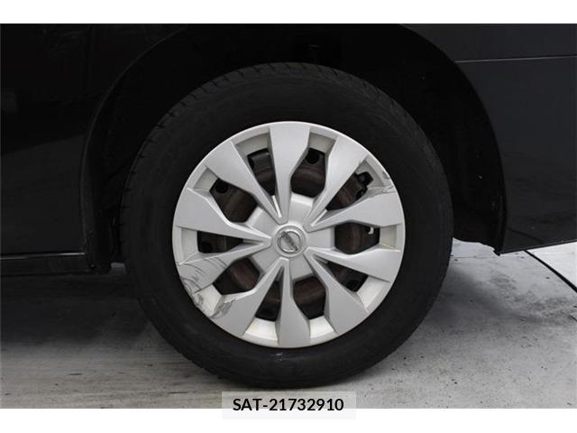 Nissan SERENA 2017-10 7021535-22