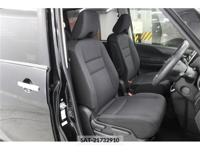 Nissan SERENA 2017-10 7021535-24
