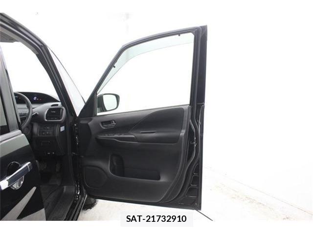 Nissan SERENA 2017-10 7021535-27