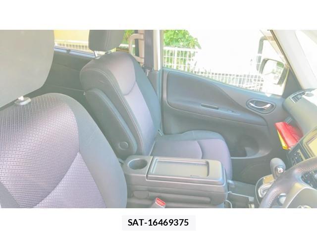 Nissan SERENA 2011-09 7021540-9