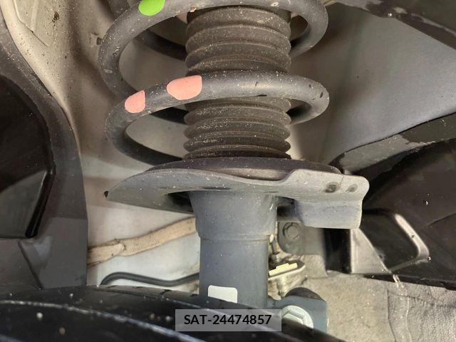 Nissan SERENA 2022-09 7021511-19