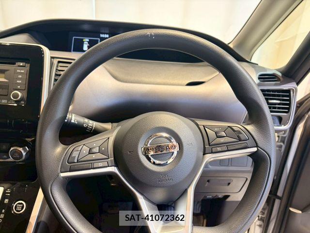 Nissan SERENA 2019-03 7021531-13
