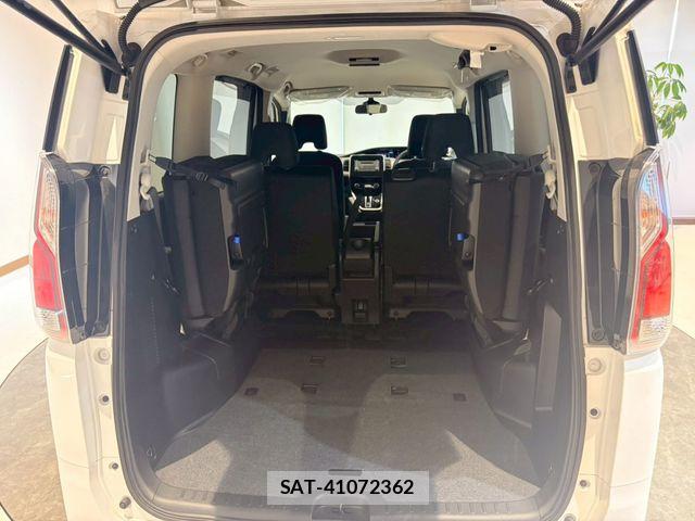 Nissan SERENA 2019-03 7021531-6
