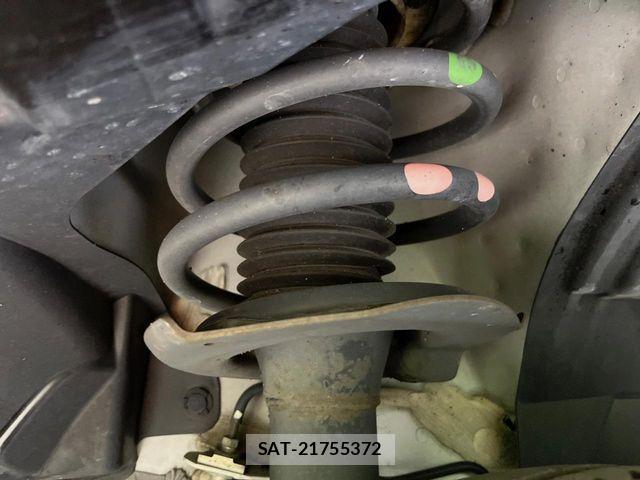 Nissan SERENA 2019-10 7021529-19