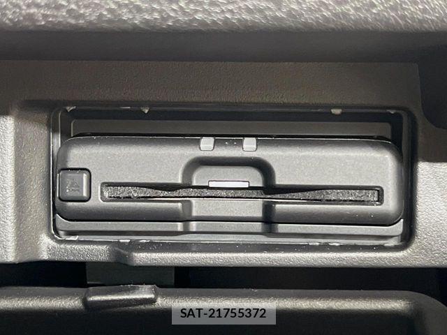Nissan SERENA 2019-10 7021529-6