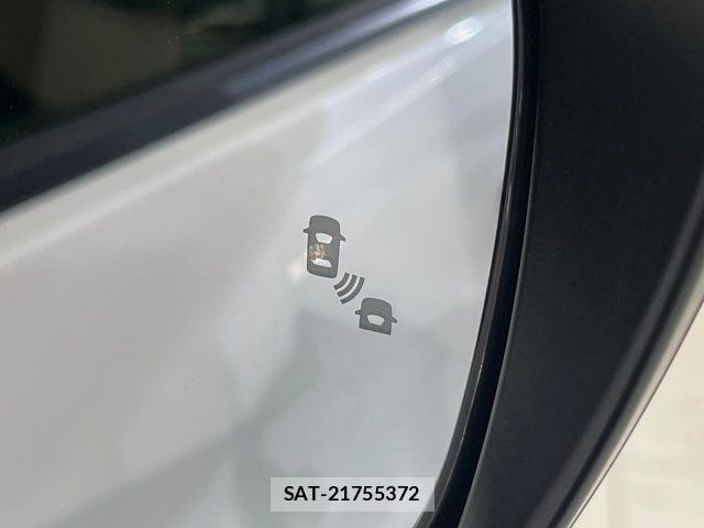 Nissan SERENA 2019-10 7021529-8