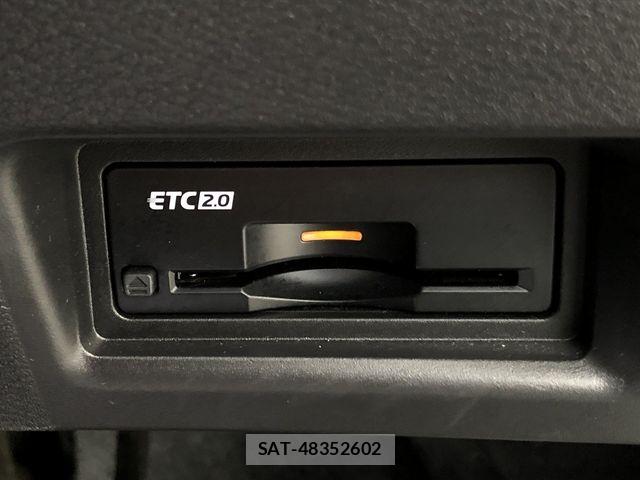 Nissan SERENA 2024-04 7060595-25