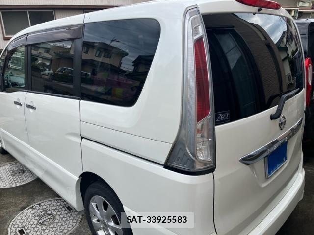 Nissan SERENA 2011-06 7060635-19