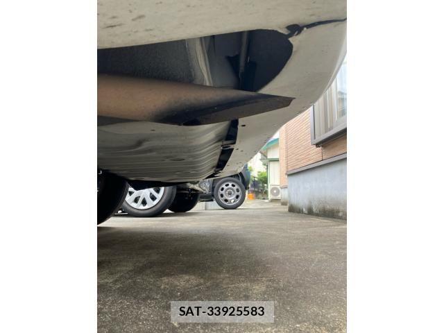 Nissan SERENA 2011-06 7060635-21
